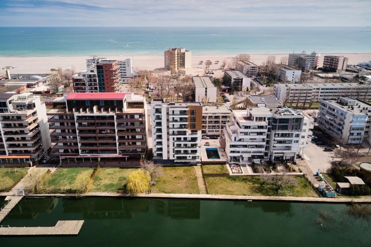Riva Lake Boutique Mamaia Eksteriør bilde