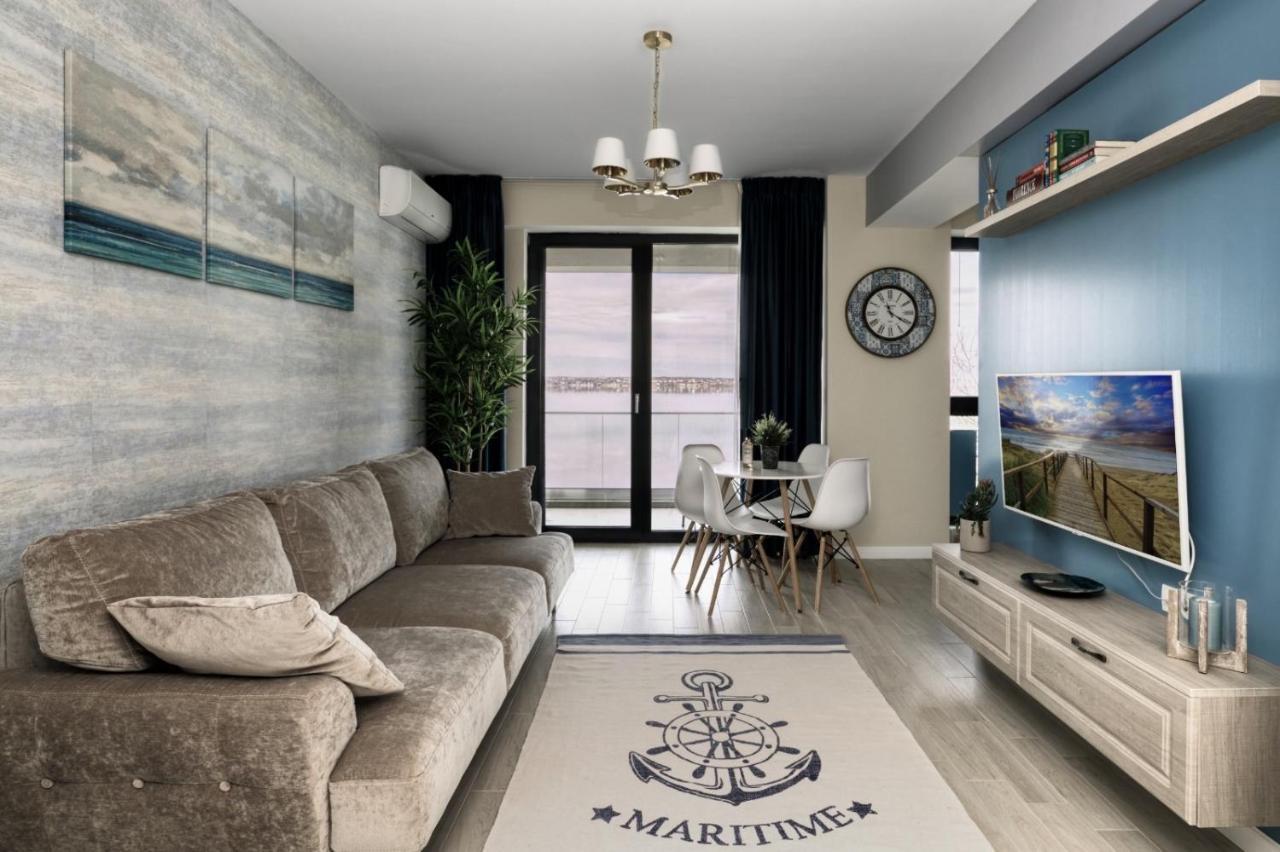 Riva Lake Boutique Mamaia Eksteriør bilde