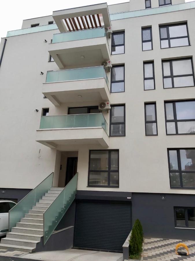 Riva Lake Boutique Mamaia Eksteriør bilde