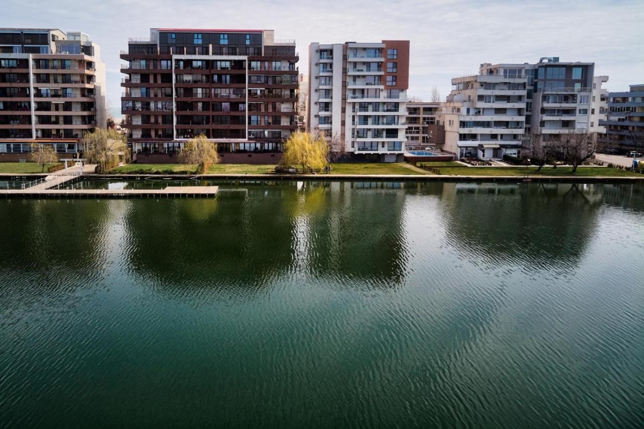 Riva Lake Boutique Mamaia Eksteriør bilde