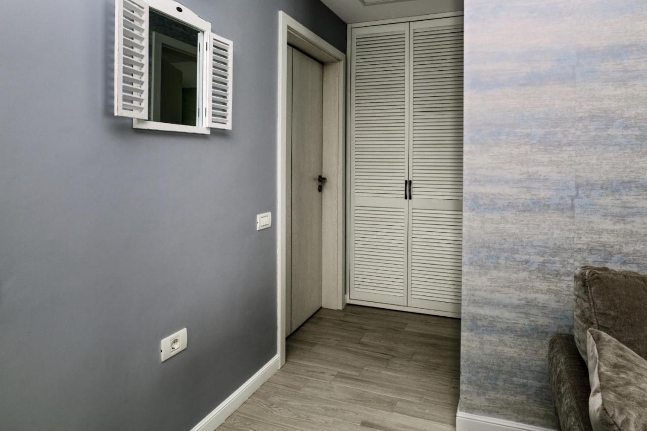 Riva Lake Boutique Mamaia Eksteriør bilde